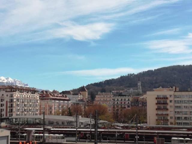 -- Le Sanctuaire, à 50 mètres de la Gare -- Apartamento Annecy Exterior foto